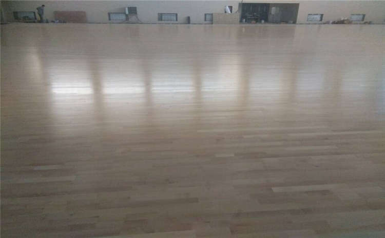 運(yùn)動(dòng)木地板伸縮縫是怎么工作的？