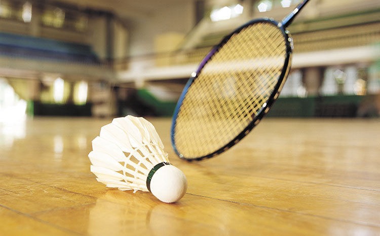 橡膠木運(yùn)動(dòng)木地板廠家去哪找？