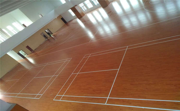 運動木地板為什么要選品牌？