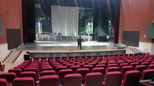 舞臺(tái)地板什么材質(zhì)好 舞臺(tái)地板什么材質(zhì)好