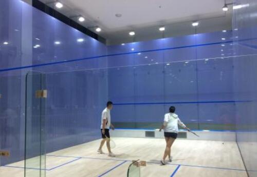  建個壁球館的價格是多少？