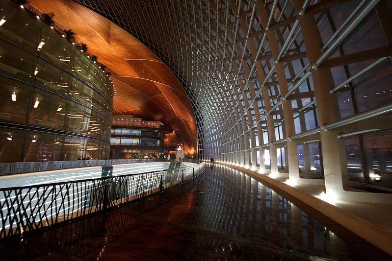 全方位，多角度帶你走進(jìn)**大劇院